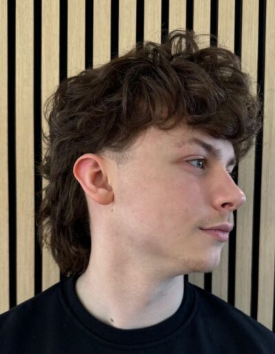 Kunde mit Mullet-Haarschnitt im Friseursalon Juliko in Ansbach